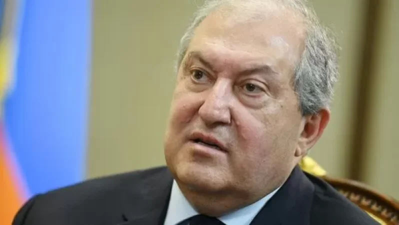 Ինչու է Արմեն Սարգսյանն Ամանորը դիմավորել Լոնդոնում և ինչու է վիրահատության ենթարկվել այնտեղ. նախագահականի պարզաբանումը