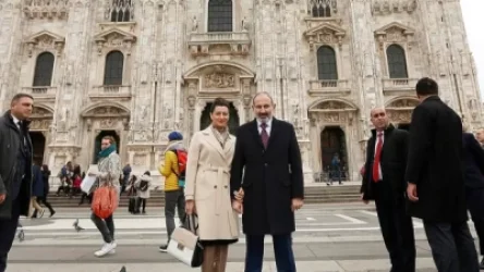 ԼՈՒՍԱՆԿԱՐՆԵՐ. Փաշինյանը և Աննա Հակոբյանն այցելել են Միլանի կաթոլիկ տաճար