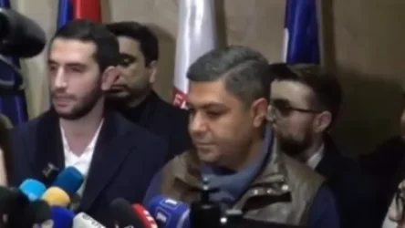 ՏԵՍԱՆՅՈՒԹ. Արթուր Վանեցյանը պատասխանում է լրագրողների հարցերին