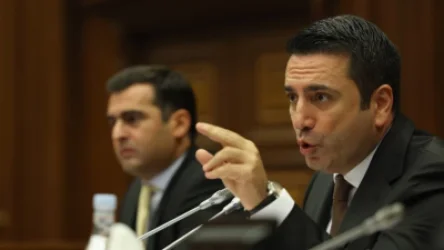 Պատերազմը գցեցին մեր ջեբը ու իրենք թռան. Ալեն Սիմոնյան