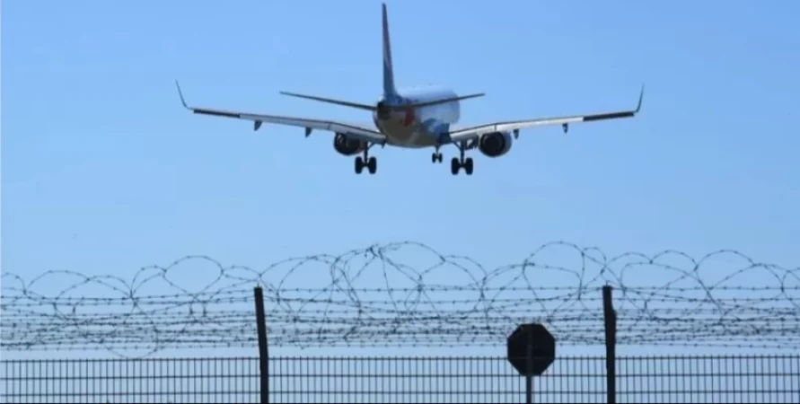 Ադրբեջանի օդային տարածքը բաց է Հայաստանից թռչող քաղաքացիական ինքնաթիռների համար. Քաղավիացիա