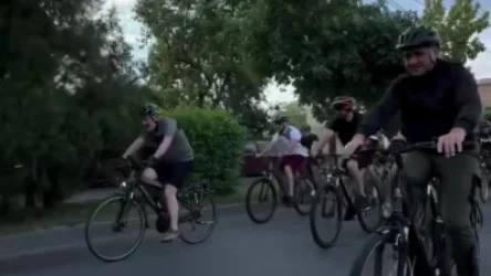 ՏԵՍԱՆՅՈՒԹ. Հեծանիվը լույս է, հեծանիվը թիմ է, հեծանիվը հեռանկար է. Նիկոլ Փաշինյանը հերթական հեծանվային զբոսանքն է անցկացրել