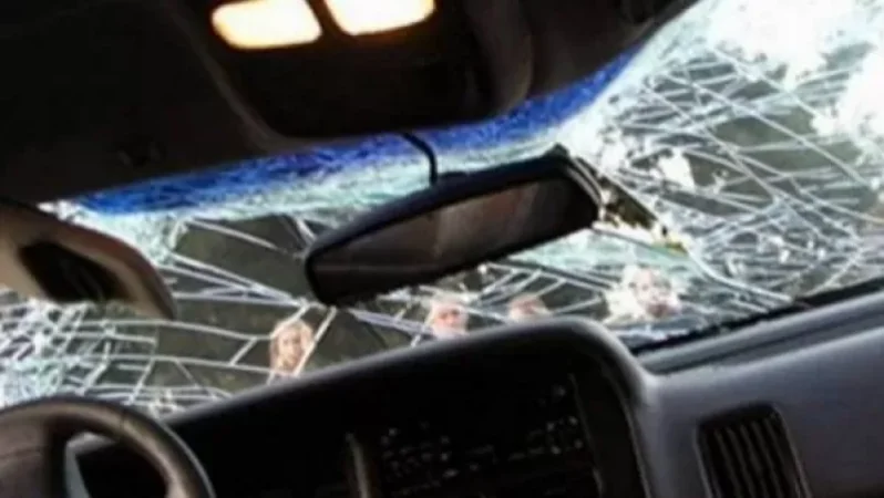 Collision Between VAZ-2107 and Hummer Leaves One Injured