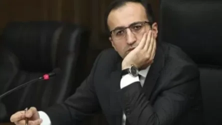 Հրաժեշտ Արսեն Թորոսյանի՞ն. Հրապարակ