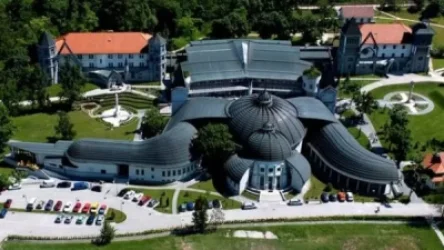 Արցախի բուհի շրջանավարտները հնարավորություն ունեն կրթությունը շարունակել հունգարական համալսարանում