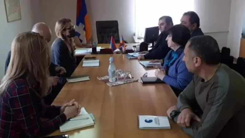 Մանե Թանդիլյանը հանդիպել է «Զինծառայողների ապահովագրության հիմնադրամի» տնօրենի հետ