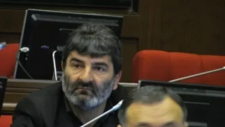 Օրինականացնում են, որ օլիգարխների ու հարուստների երեխաները չգնան ծառայելու. Ռուստամ Գասպարյան