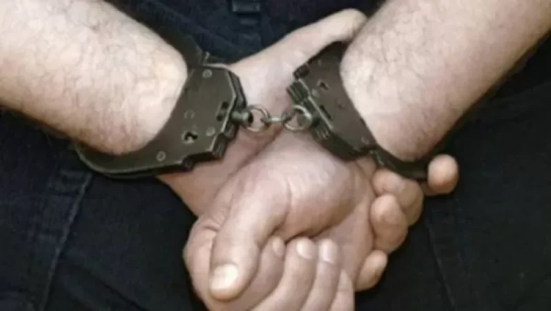 Ոստիկանները թմրամիջոց պահելու կասկածով բերման են ենթարկել 10-ից ավելի անձի