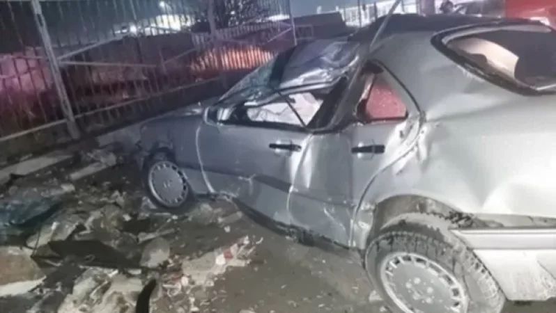 Խոշոր վթար Նորագավիթ թաղամասում. «Մերսեդես» մակնիշի մեքենան մխրճվել է ՃՈ չգործող անշարժ պահակետի մեջ