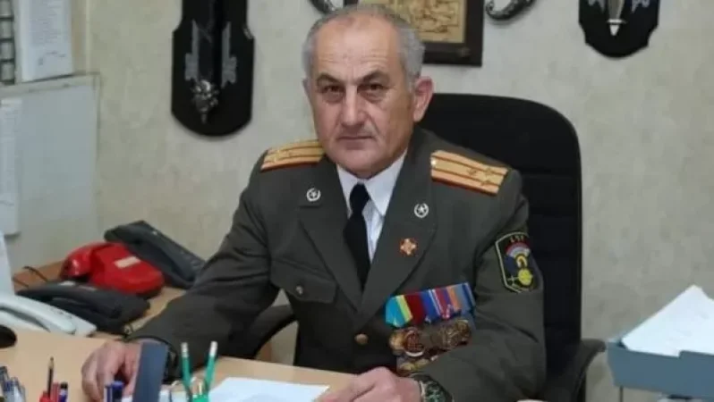 Սենոր Հասրաթյան. Լենա Նազարյան մտածո՞ւմ էիք, թե դեռևս 18 տարեկանը չլրացած ում որդու հաշվին եք երկրի կազմաքանդման հիմքերը դնում