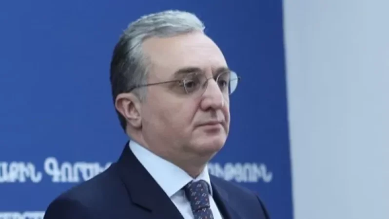 Տարօրինակ պատմություն է. Մնացականյանը` Նժդեհի հուշատախտակն ապամոնտաժելու մասին