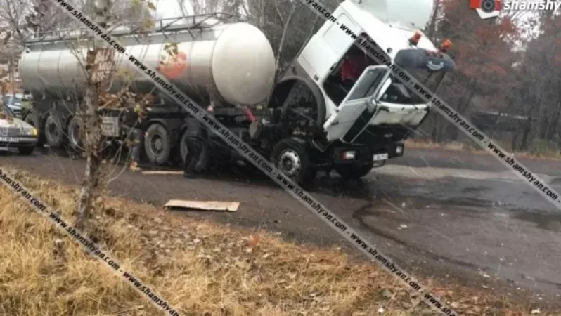 Չարենցավան-Արզական ավտոճանապարհին բեռնատարն այրվել է