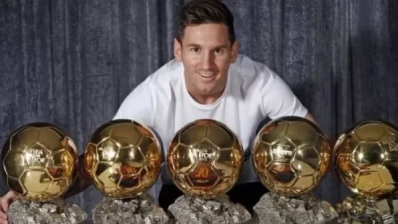 Մեսին 6-րդ անգամ ստացավ «Ոսկե գնդակ»-ը