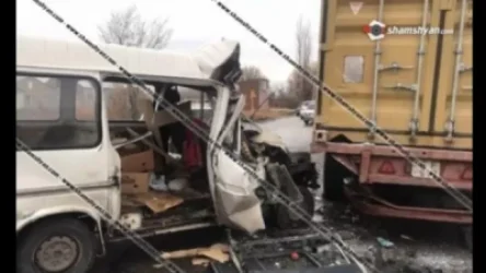 Ford Transit–ը բախվել է վրացական համարանիշներով բեռնատարի