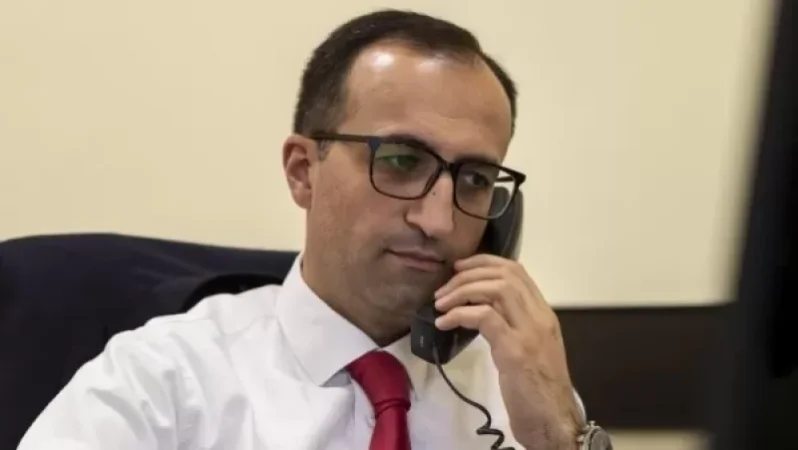 Արսեն Թորոսյանը մեկնել է՞ ԱՄՆ. «Հրապարակ»