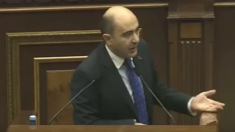 Չի կարելի տեղական հանրաքվե անել և այն լինի ոչ պարտադիր․ դա ընտրական ինստիտուտի հերն անիծում է․ Մարուքյան