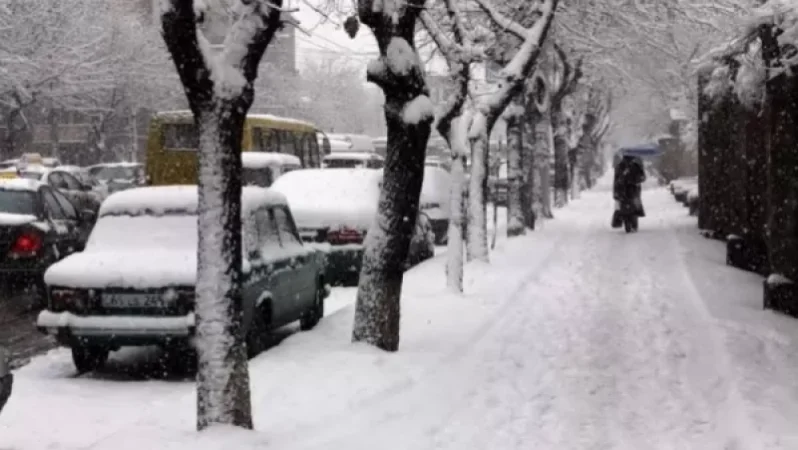 Սյունիքի մարզի Կապան, Քաջարան քաղաքներում ձյուն է տեղում, իսկ Լարսը բաց է