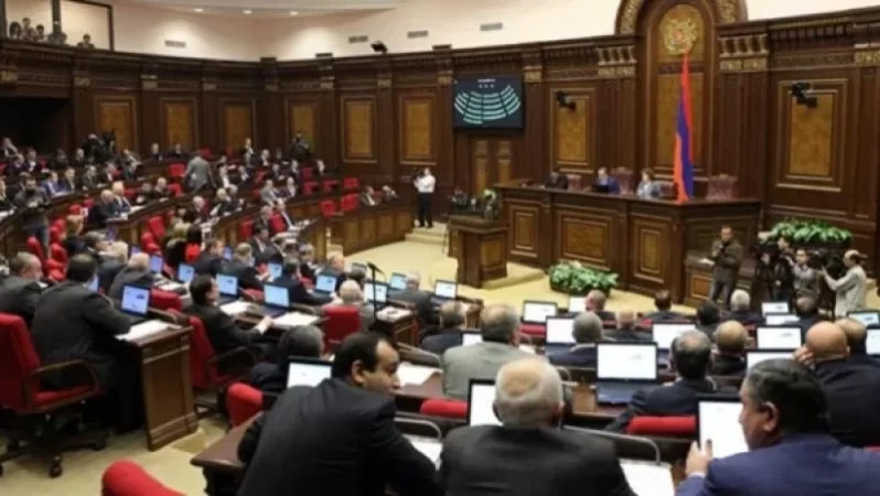 Խորհրդարանն ընդունեց 2020 թվականի բյուջեի նախագիծը. բյուջեի ծախսերը նվազել են