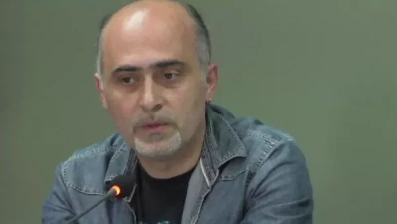 Կապանցիներին առաջարկվում է 18$-ի դիմաց իրենց հեռախոսում ներբեռնել հավելված ու տեսաձայնագրվել. Սամվել Մարտիրոսյան. ArmDaily