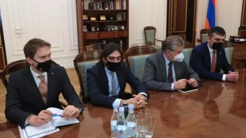 Փոխվարչապետ Ավինյանը և «Ռենկո»-ի ղեկավարը քննարկել են Երևանում ՋԷԿ-ի շինարարության ընթացքը