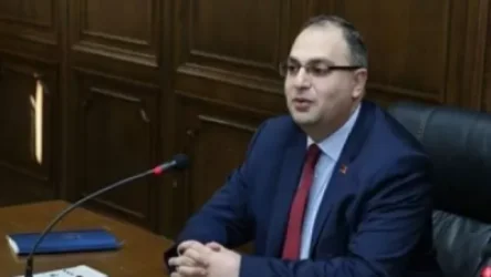 «Հրապարակ». Արսեն Բաբայանի հետ հեռախոսազրույցից հետո «Իմ քայլի» պատգամավորին հարցաքննության են կանչել