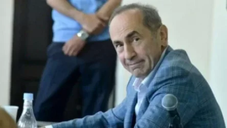 «Շուշին ծախածն ընդդեմ Շուշին ազատագրածների». բողոքի ակցիա` Քոչարյանի դատական նիստից առաջ