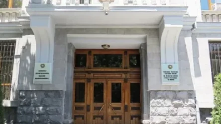 ՀՐԱՏԱՊ. Պետհաստատություններում 543 անձ գրանցվել և գործի չի գնացել. պատճառվել է 1.4 մլրդ դրամի վնաս