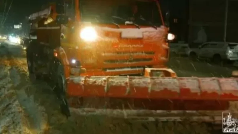 ՏԵՍԱՆՅՈՒԹ.Երևանում 51 հատուկ տեխնիկա ողջ գիշեր ձնամաքրման աշխատանքներ են կատարել