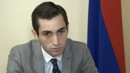 Ձևավորվող նոր ուղղությունն այնպիսի նվեր է իշխանությանը՝ ինչպիսին տրոյական ձին էր․ Դավիթ Խաժակյան