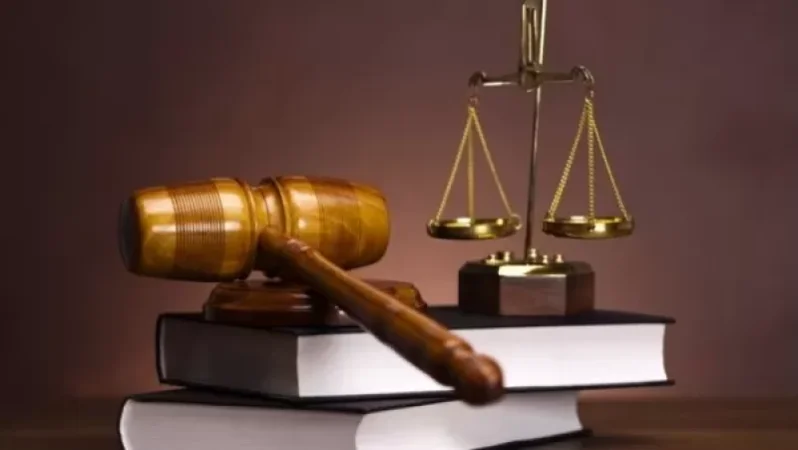 Երեխաների ապօրինի որդեգրման դեպքերի առթիվ քննվող քրեական գործով երեք անձի մեղադրանք է առաջադրվել