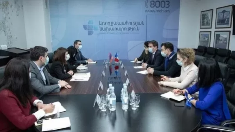 Առողջապահության նախարարը հանդիպել է ՀՀ-ում Ֆրանսիայի դեսպանի հետ