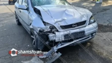 Թբիլիսյան խճուղում բախվել են Opel-ն ու Hyundai-ը. կա 3 վիրավոր