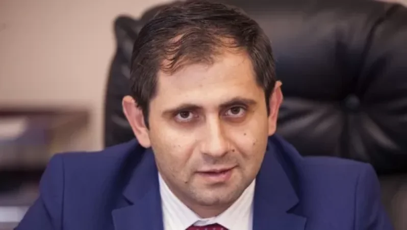 Սուրեն Պապիկյանի և Զաքիր Հասանովի միջև կապը մի քանի ամիս է չի գործում. ՊՆ. 168.am