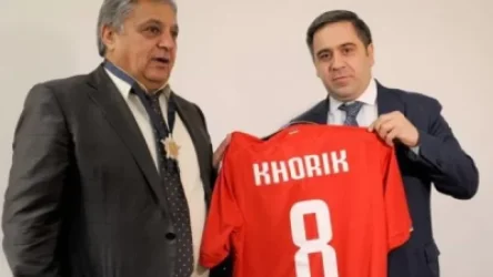 Խորեն Հովհաննիսյանը պարգևատրվել է ՀՖՖ բարձրագույն պարգև շքանշանով