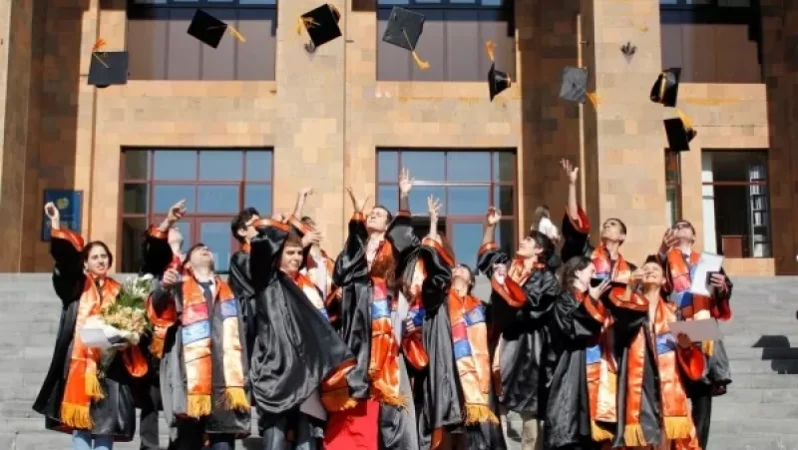 Առաջարկ կա, որ սովորելուն զուգահեռ աշխատող ուսանողների եկամտային հարկի գումարը փոխանցվի ուսման վարձի համար