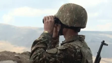 Արցախում ամսվա ընթացքում մեկ շաբաթ կամ 10 օր պետական պաշտոնյաները պետք է սահման պահեն. «Հրապարակ»