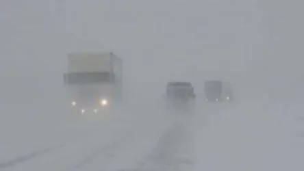 Եղանակային վատ պայմանների պատճառով Երևանից Ստեփանակերտ մեկնած 2 ավտոբոս  կանգ են առել Սիսիանում