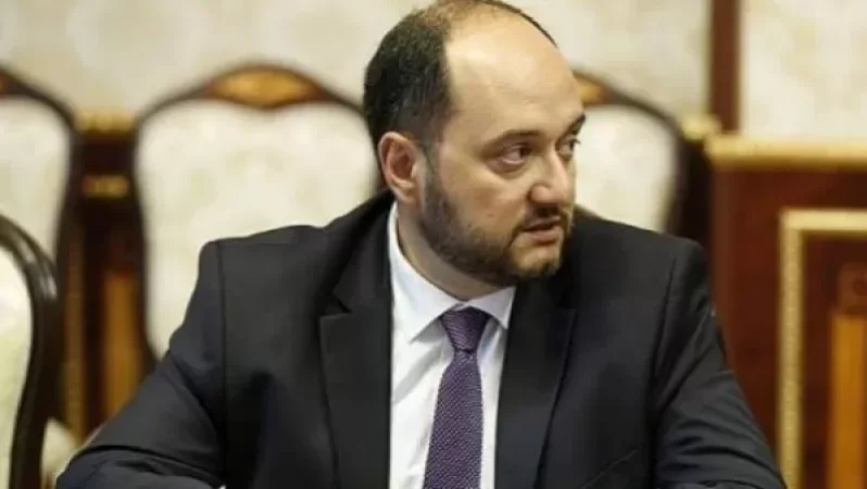 «Ժողովուրդ»․ Ինչո՞ւ Արայիկ Հարությունյանին ԱԱԾ չհրավիրեցին