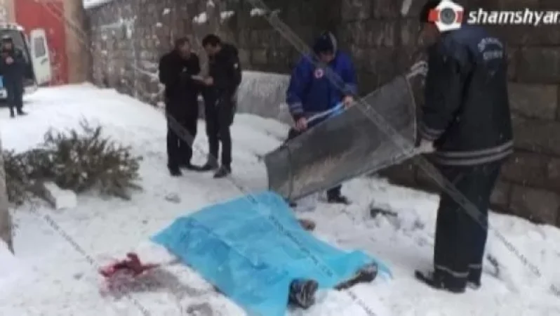 «Նաիրիտ» գործարանում 41-ամյա տղամարդն աշխատանք կատարելիս 3-րդ հարկից ընկել է ու մահացել