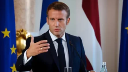 Մակրոնը Նավալնիի ազատազրկմանն անդրադարձել է ռուսերենով