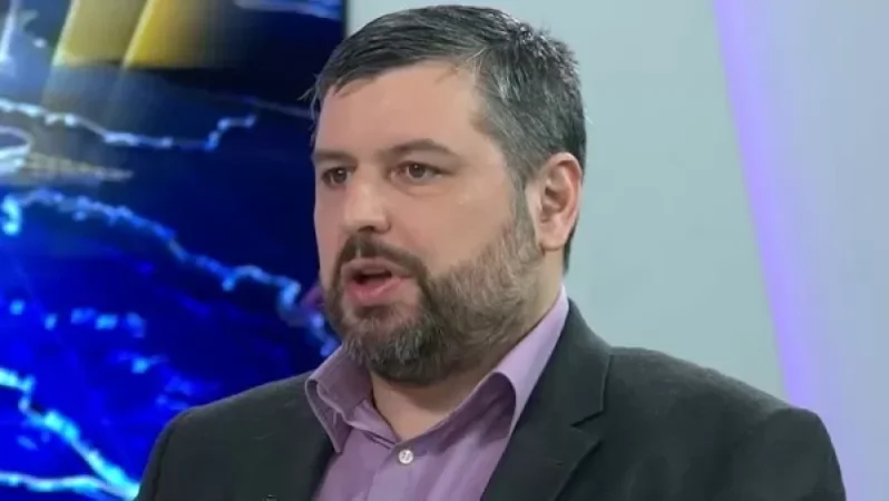 Ներքին Խնձորեսկ գյուղի մոտից մեր զինվորականները սուսուփուս, գլխիկոր նահանջել են.ռազմական փորձագետ