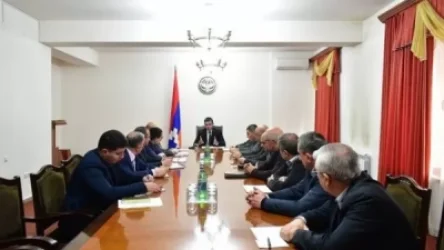 Արցախի պետնախարարը հանդիպել է փոքր ՀԷԿ-երի հարցով ստեղծված հանձնաժողովի անդամների հետ