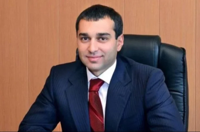 Հովիկ Աբրահամյանի որդուն` Արգամ Աբրահամյանին, մեղադրանք է ներկայացվել