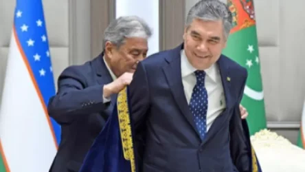 Թուրքմենստանում 40-ն անց բարձրաստիճան պաշտոնյաներին արգելել են մազերը ներկել