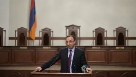 «Ժողովուրդ». Իշխանությունները գտել են ՍԴ-ից ու Հրայր Թովմասյանից ազատվելու տարբերակը