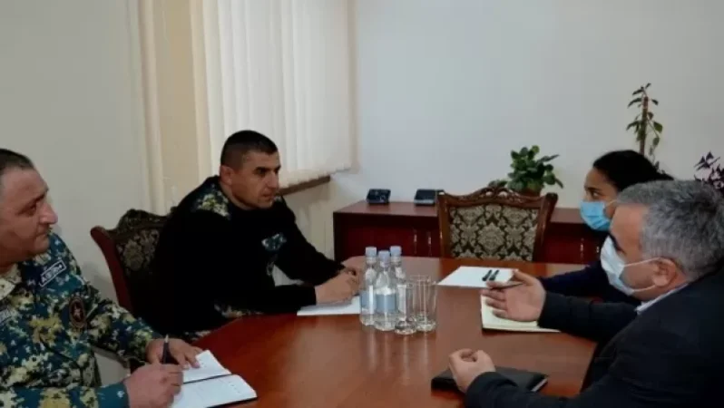 Կարմիր խաչը որպես միջնորդ կողմ համագործակցության եզրեր է գտնում հակամարտող կողմերի միջև