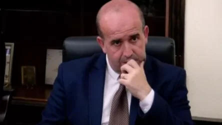 Կի՞նն է ստիպել հրաժարական տալ. «Հրապարակ»