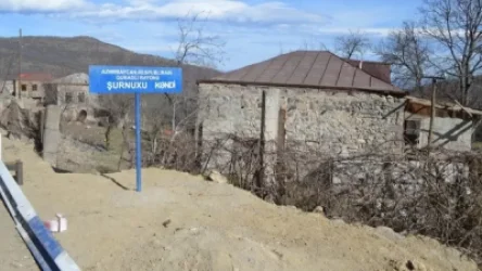 Ավելի քան 30կմ ճանապարհ վարորդը գնում է հայկական, ռուսական ու ադրբեջանական դրոշների կողքով. Գևորգ Թոսունյան