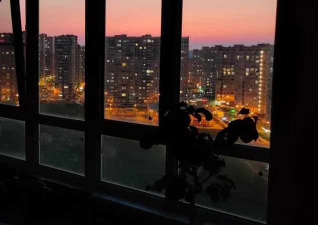 ԶԳՈՒՇԱՑՈՒՄ․ Մի շարք փողոցներում բնակիչներին հորդորվում է փակել փողոց նայող պատուհաններն ու պատշգամբի դռները