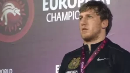 ԼՈՒՍԱՆԿԱՐՆԵՐ. Արթուր Ալեքսանյանի պարգևատրման արարողությունը